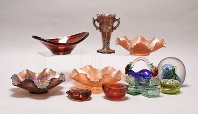 Lot 76 - An assembled collection of various glassware, mainly 20th century