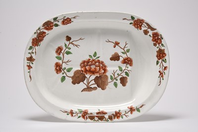 Lot 104 - A Spode earthenware meat platter, early 19th century