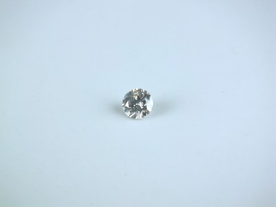 Lot A single loose brilliant cut diamond