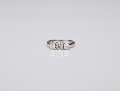 Lot 199 - An 18ct white gold three stone graduated diamond ring