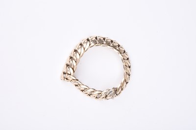 Lot 160 - A white metal entwined link bracelet