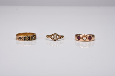 Lot 170 - Three rings