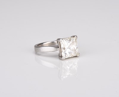 Lot A platinum single stone Princess cut diamond ring