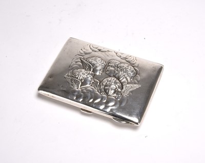 Lot 116 - An Edwardian silver cigarette case