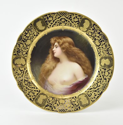 Lot 231 - A Vienna style cabinet plate painted with Erbluth after Angelo Asti (1807-1903)