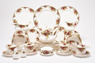 Lot 192 - Royal Albert Old Country Roses tea and dinner service