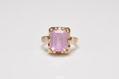 Lot A single stone pink sapphire ring