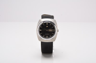 Lot 451 - Enicar: A gentleman's stainless steel Space Case calendar watch