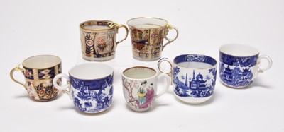 Lot 109 - A Worcester 18th century coffee cup together with other late coffee cans and cups