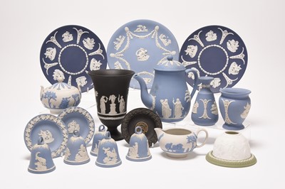 Lot 43 - A collection of Wedgwood jasperware