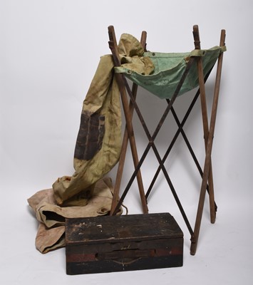 Lot 190 - WW2 Campaign Wash Basin and a WW1 Machine Gun Belt Loader / Box