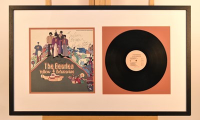 Lot 217 - A Beatles 'Yellow Submarine' vinyl LP bearing ink signatures