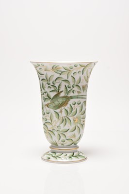 Lot 58 - Herend Green Jardin Zoologique vase, 20th century