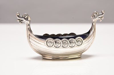 Lot 225 - A silver mustard and a silver salt