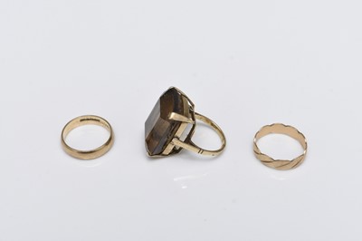 Lot 211 - Three rings