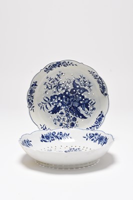 Lot 37 - A pair of Worcester 'Pine Cone' cress drainers, 18th century