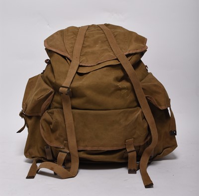 Lot 201 - World War Two British Army commando/paratroopers bergen or rucksack