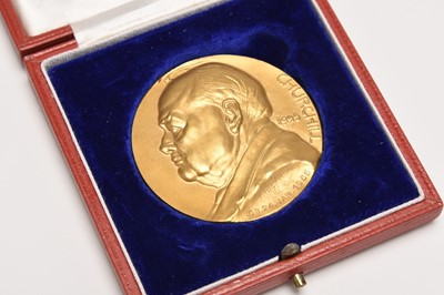 Lot A 22ct gold Winston Churchill commemorative medallion