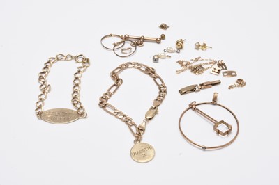 Lot 286 - A small collection of jewellery
