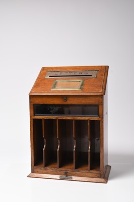 Lot 59 - An Edwardian oak hotel or country house counter-top letter box