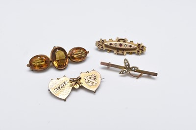 Lot 266 - Four brooches