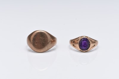 Lot 161 - Two 9ct gold rings