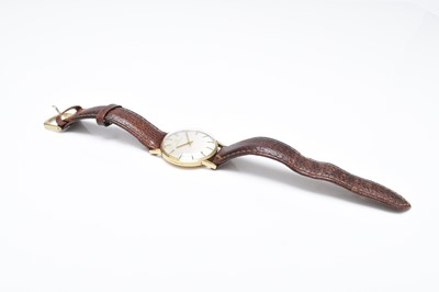 Lot 346 - Girard-Perregaux: A gentleman's 9ct gold wristwatch