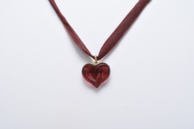 Lot 308 - A Lalique heart pendant