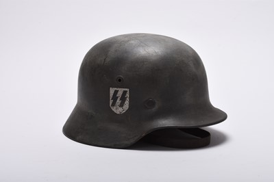 Lot 298 - WW2 German single decal Waffen-SS M40 helmet