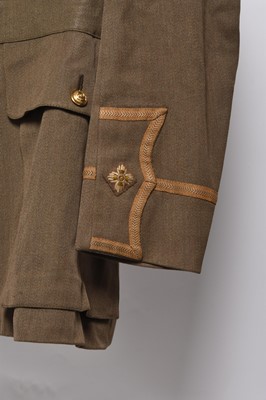 Lot 218 - WW1 uniform as worn by 2nd Lt. A Simon, 1st/5th North Staffordshire Regiment
