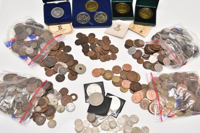 Lot 166 - A large accumulation of UK and foreign silver, cupro-nickel, copper and bronze coinage
