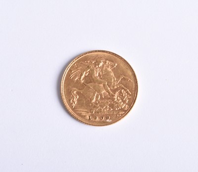 Lot 275 - An Edward VII half sovereign