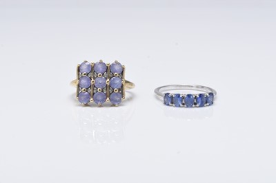Lot 119 - Two 9ct gold rings