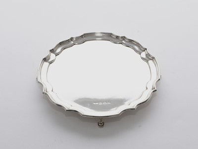 Lot 43 - A silver waiter