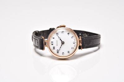 Lot 42 - Rolex: A lady's 9ct gold wristwatch