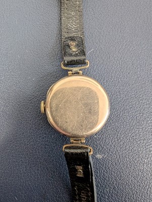 Lot 42 - Rolex: A lady's 9ct gold wristwatch