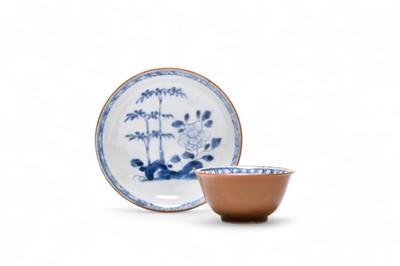 Lot 15 - A Chinese cafe-au-lait teabowl and saucer from the Nangking Cargo