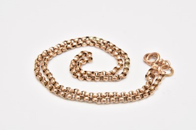 Lot 302 - A yellow metal chain with two attached circular swivels