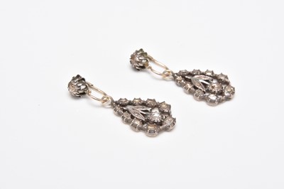 Lot 282 - A pair of rose and old cut diamond ear pendants