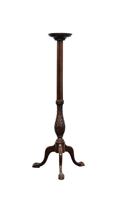 Lot 223 - A mahogany torchere stand