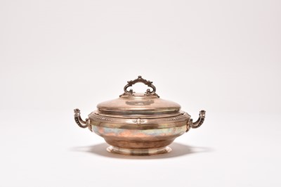 Lot 107 - A French silver tureen and cover