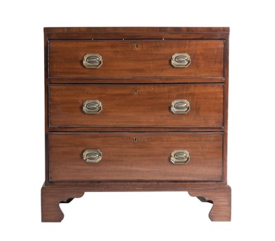 Lot 107 - A small George III mahogany chest of drawers