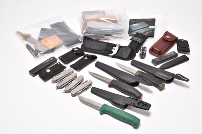 Lot 282 - A collection of sporting, hunting and other knives, with some accessories