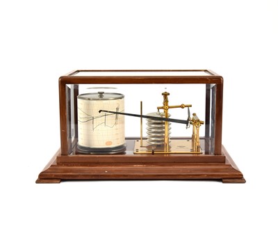 Lot 41 - A 20th century mahogany cased barograph