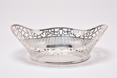 Lot 62 - A white metal oval pierced bowl
