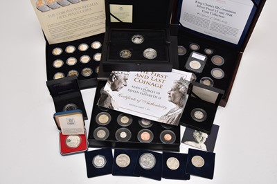 Lot 163 - A collection of UK commemorative coinage