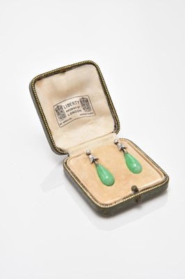 Lot 345 - A pair of early 20th century jade and diamond ear pendants