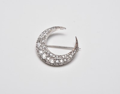 Lot 339 - A late 19th / early 20th century diamond crescent brooch