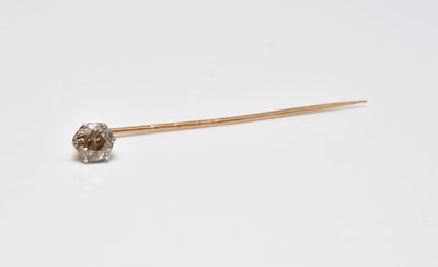 Lot 287 - A single stone diamond set stick pin