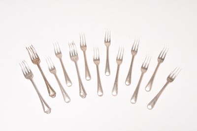 Lot 164 - A collection of forks